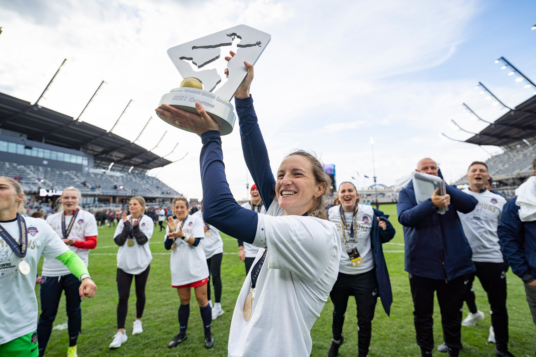 PostMatchCellebration_NWSLChampionship_WASvCHI_11.20.2021_XDDSC00873